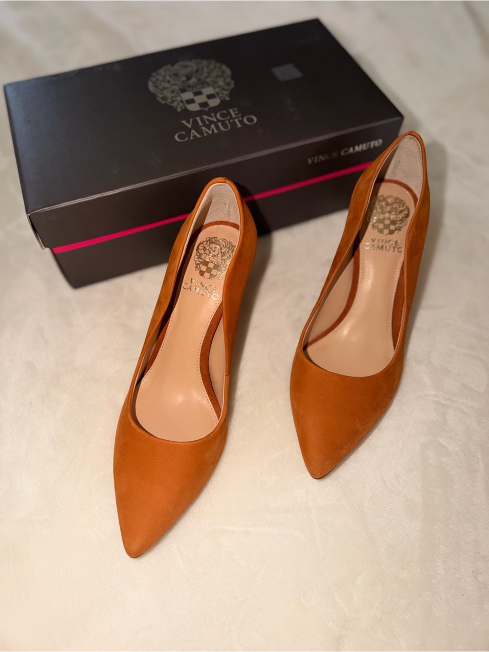 Vince Camuto Jaynita Suede Pointed Toe Pumps Autumn Cognac Heels Size 6 - Picture 7 of 11